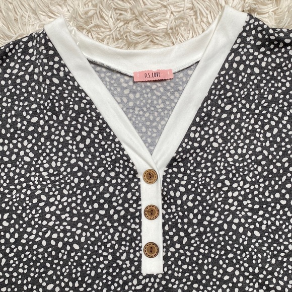 P.S. Love V-Neck LS Dotted Top ๐ White & Gray - Picture 5 of 13